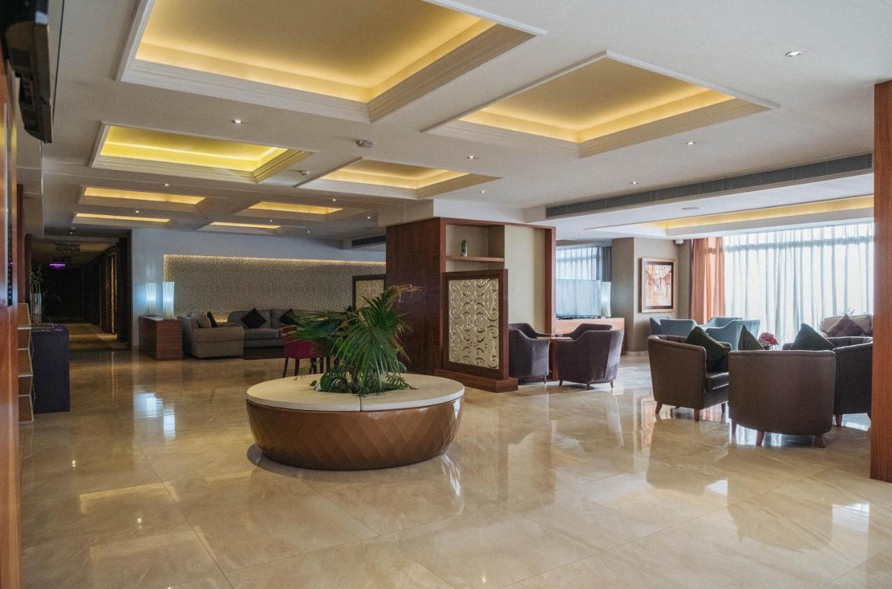 Az Hotels Зеральда Екстер'єр фото